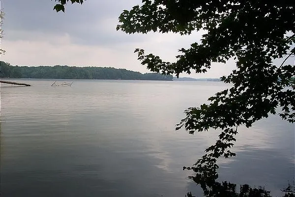 User submitted picture: The lake calls. I close ...